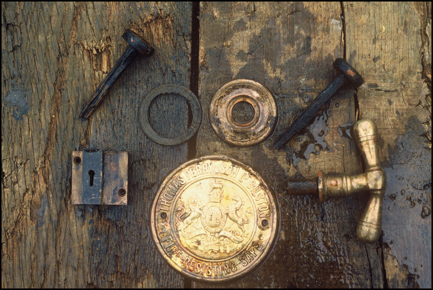 Titanic Expedition - Safe Hardware
